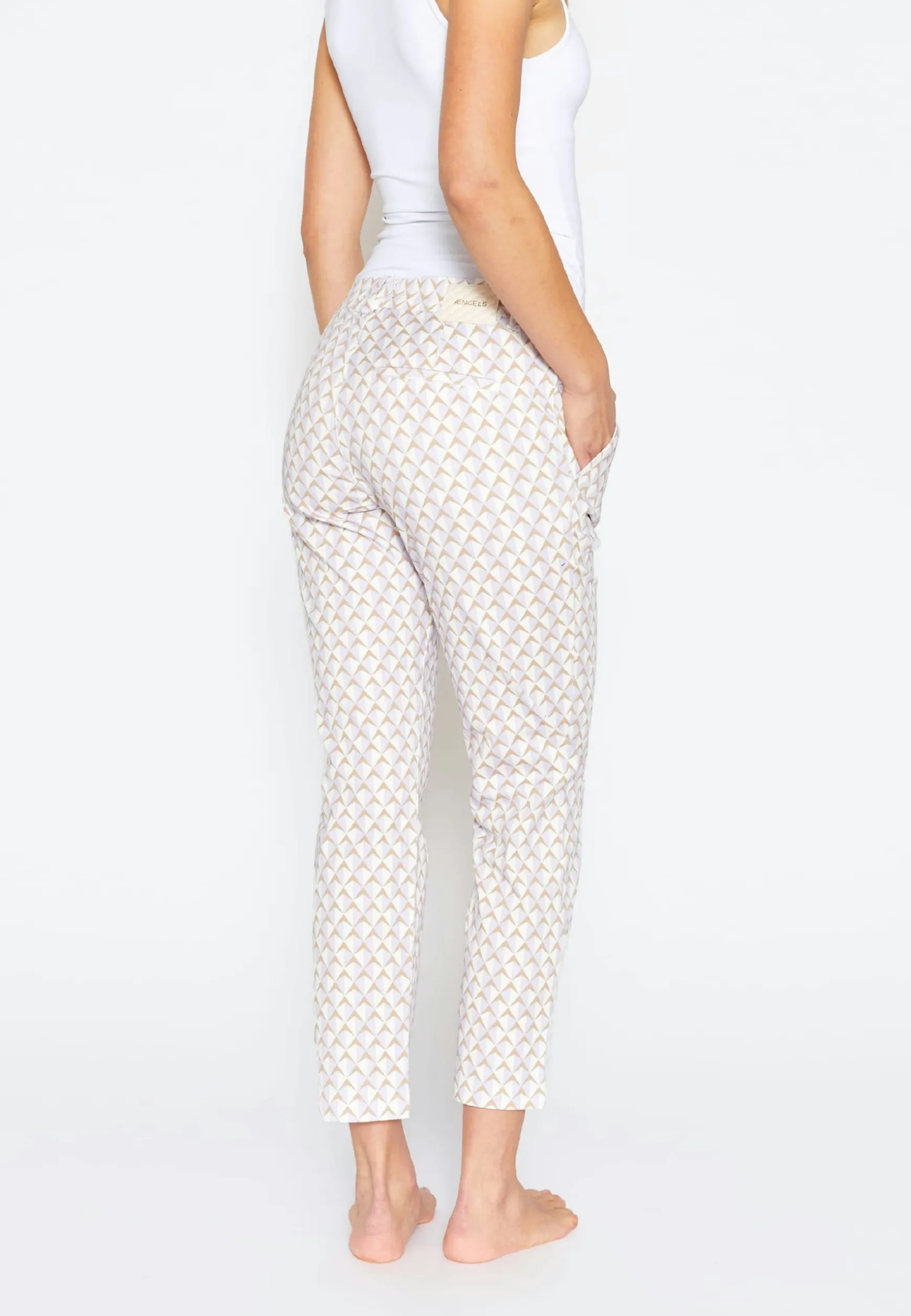 Hose Detail Straight mit grafischem Print