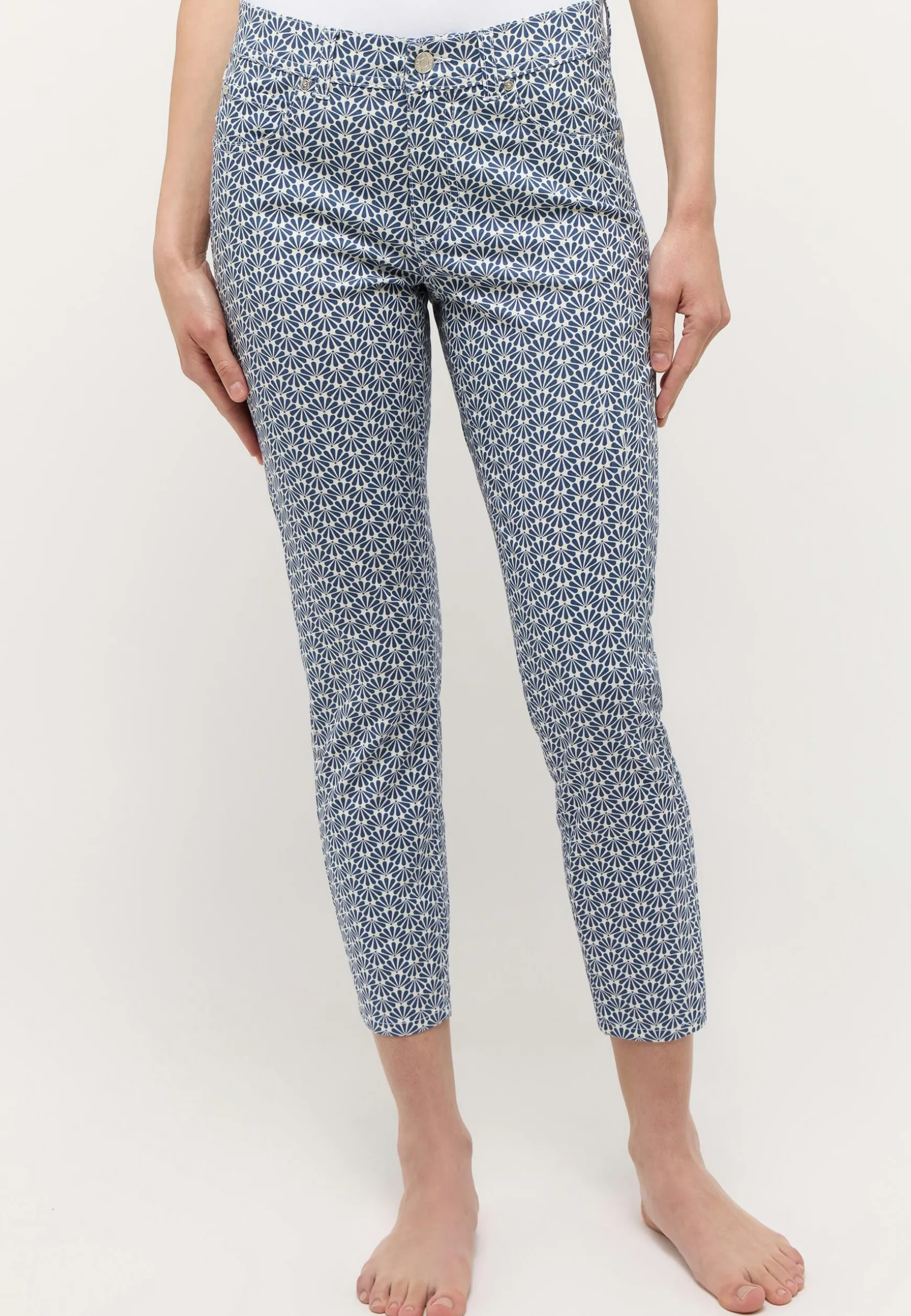 Hose Ornella mit Blumenmuster