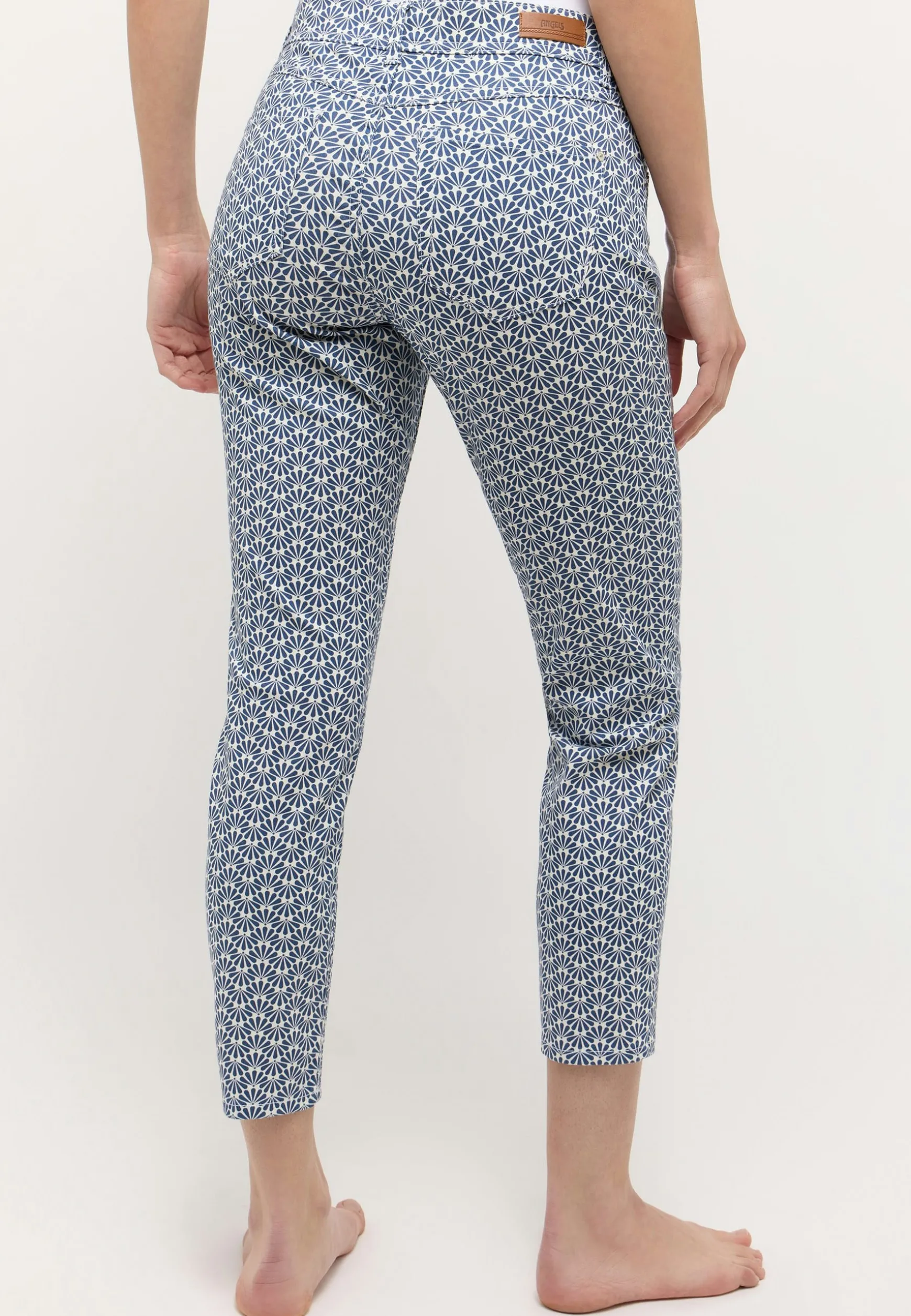 Hose Ornella mit Blumenmuster
