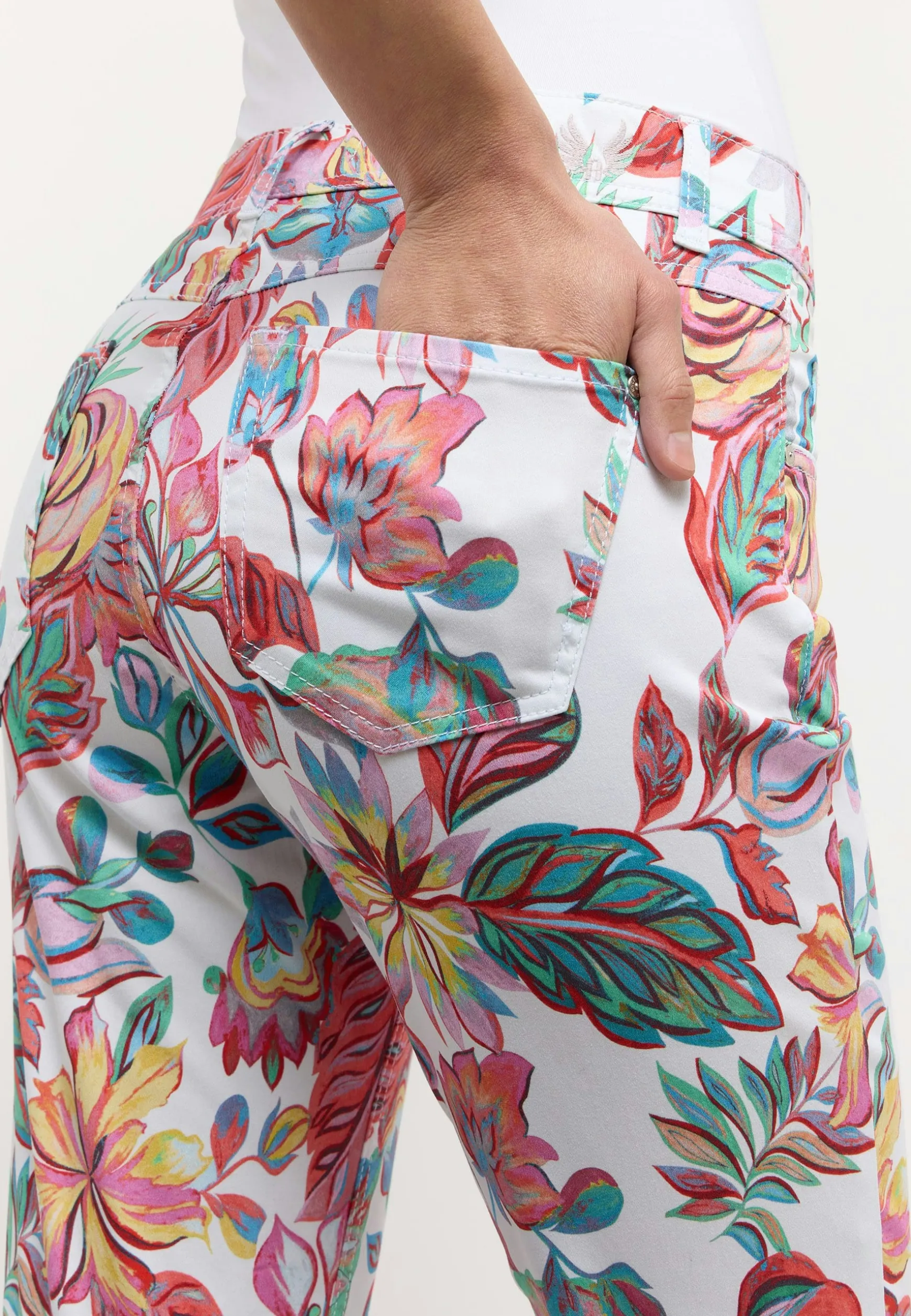 Hose Ornella mit Blumenmuster