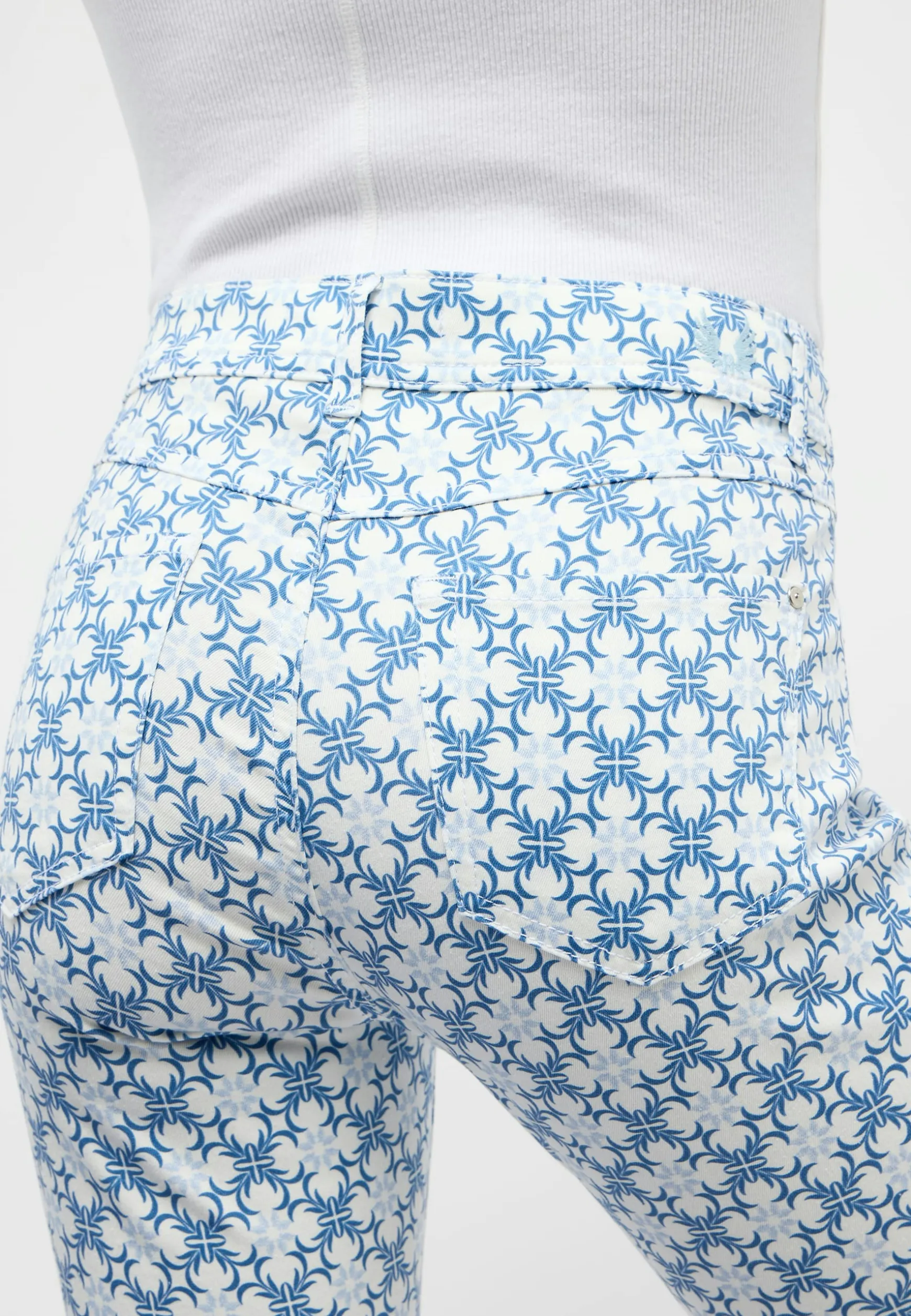 Hose Ornella mit floralem Print
