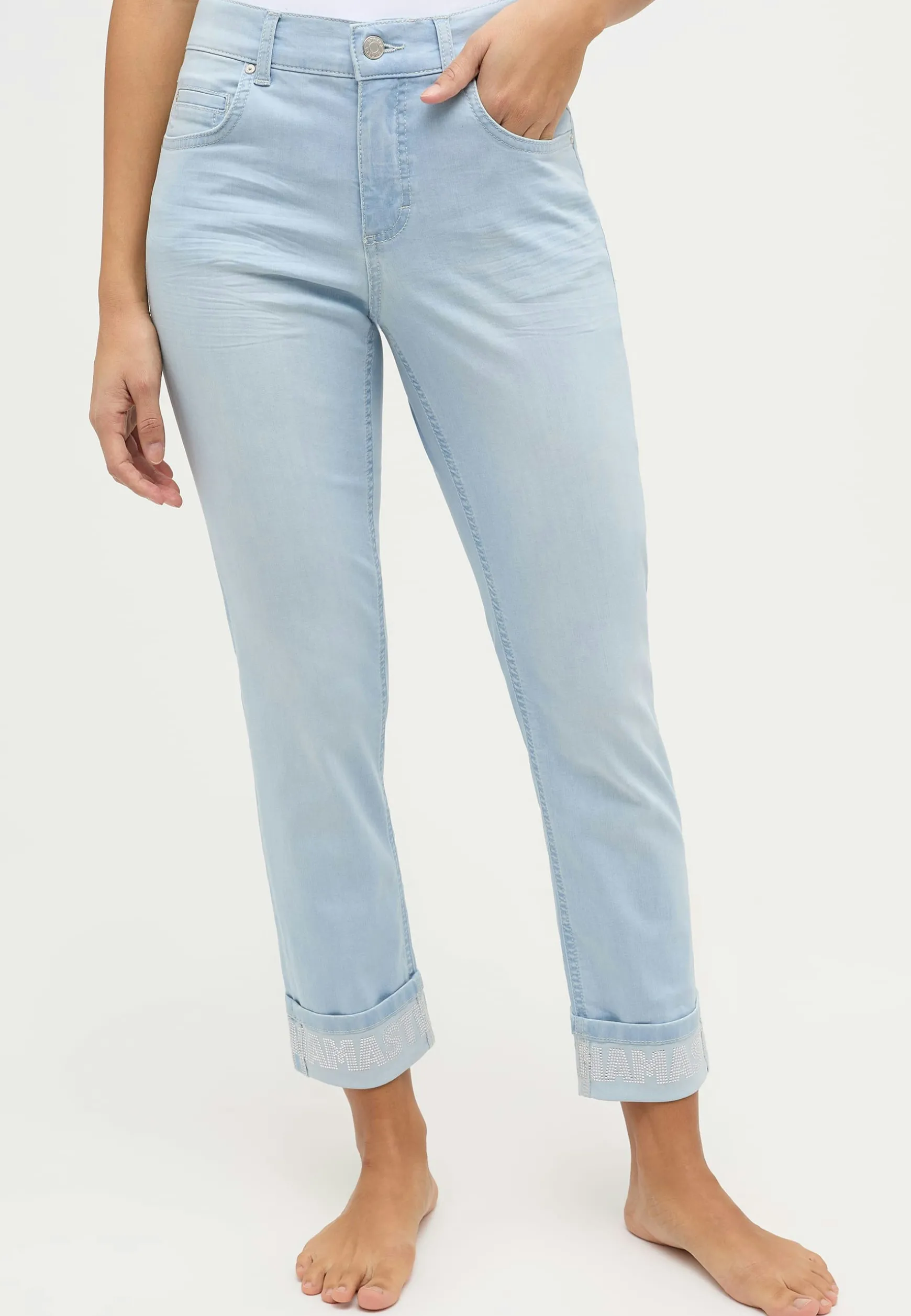 Jeans Cici Crop Word mit Strasssteinen