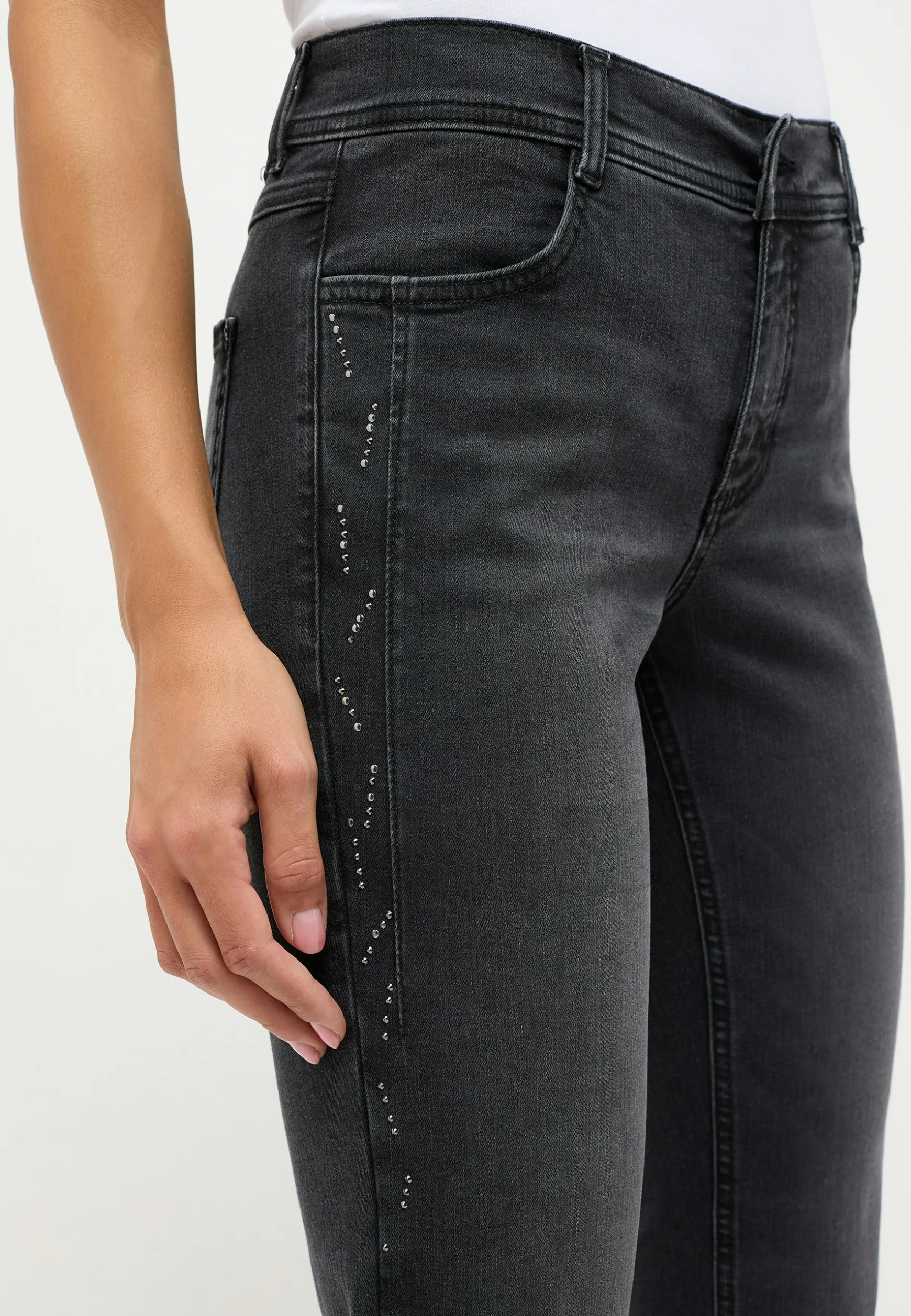 Jeans Cici Detail Glam mit Glitzersteinen