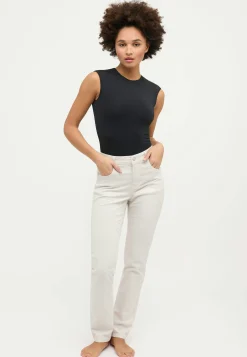 Jeans Cici Detail mit Coloured Denim