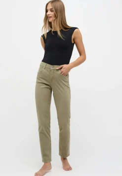 Jeans Cici mit Coloured Denim