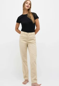 Jeans Cici mit Coloured Denim