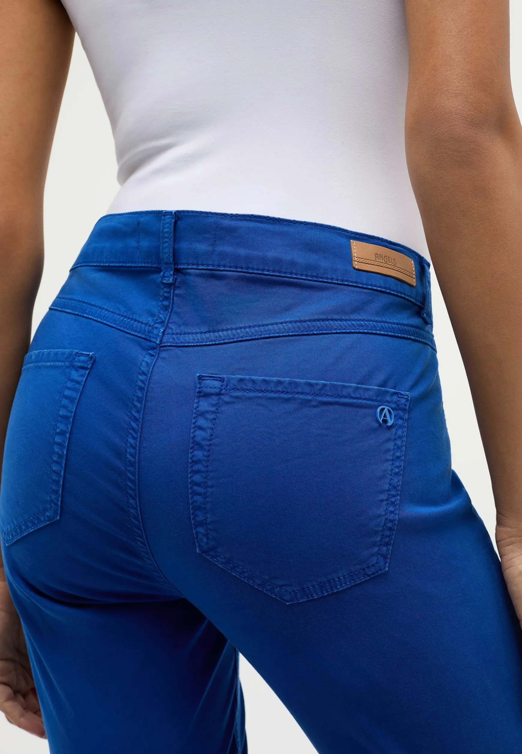 Jeans Cici mit Coloured Denim