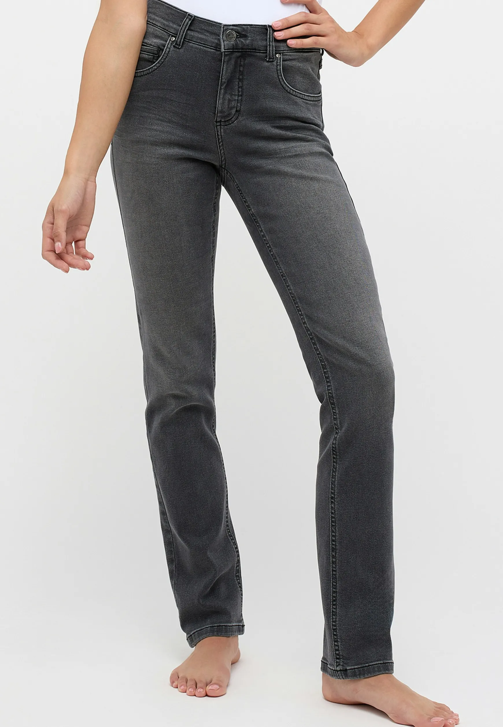 Jeans Cici mit Used-Waschung