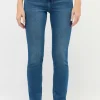 Jeans Cici mit Used-Waschung