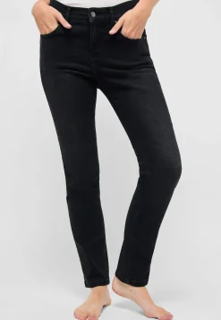 Jeans Cici mit Used-Waschung