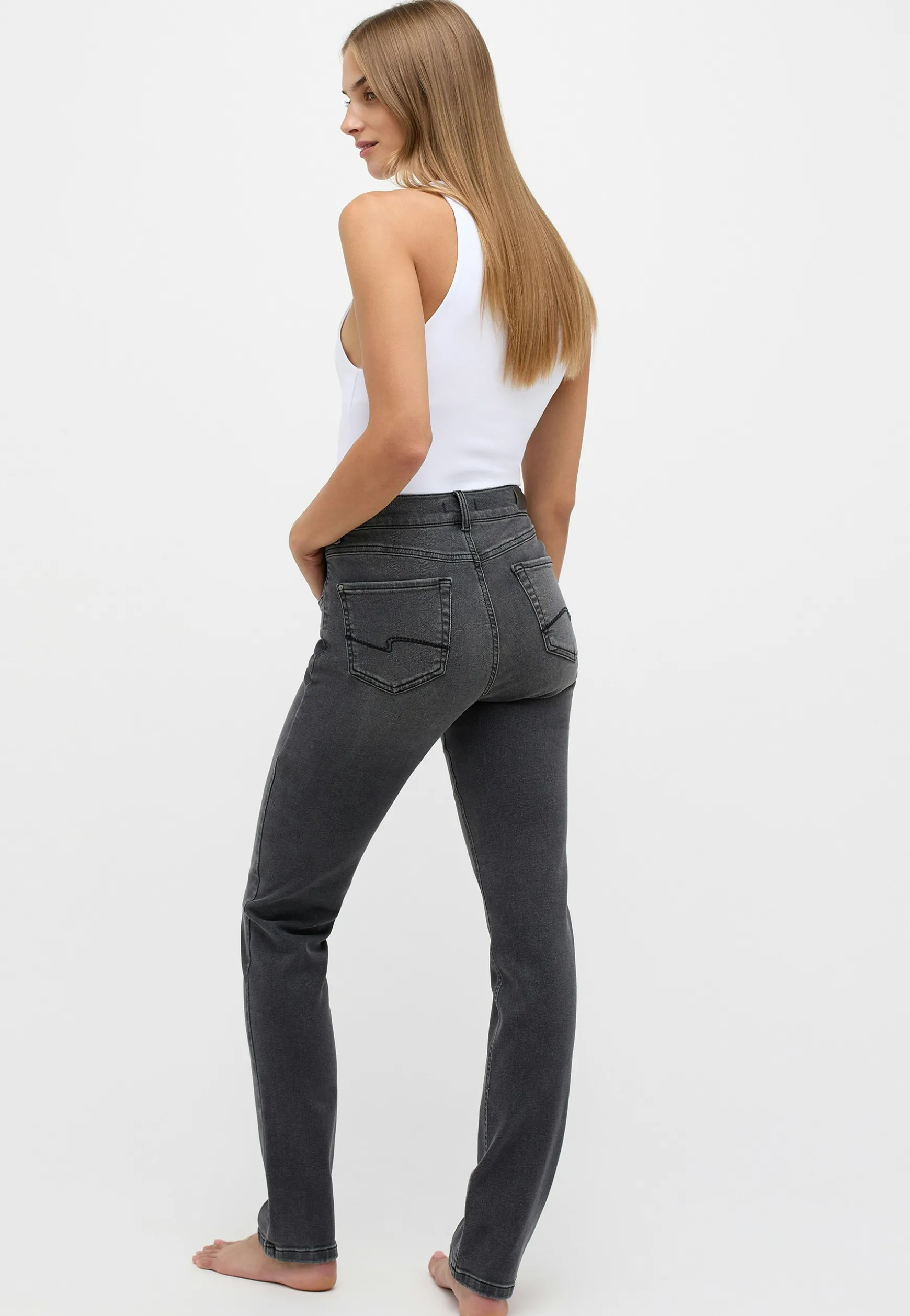 Jeans Cici mit Used-Waschung