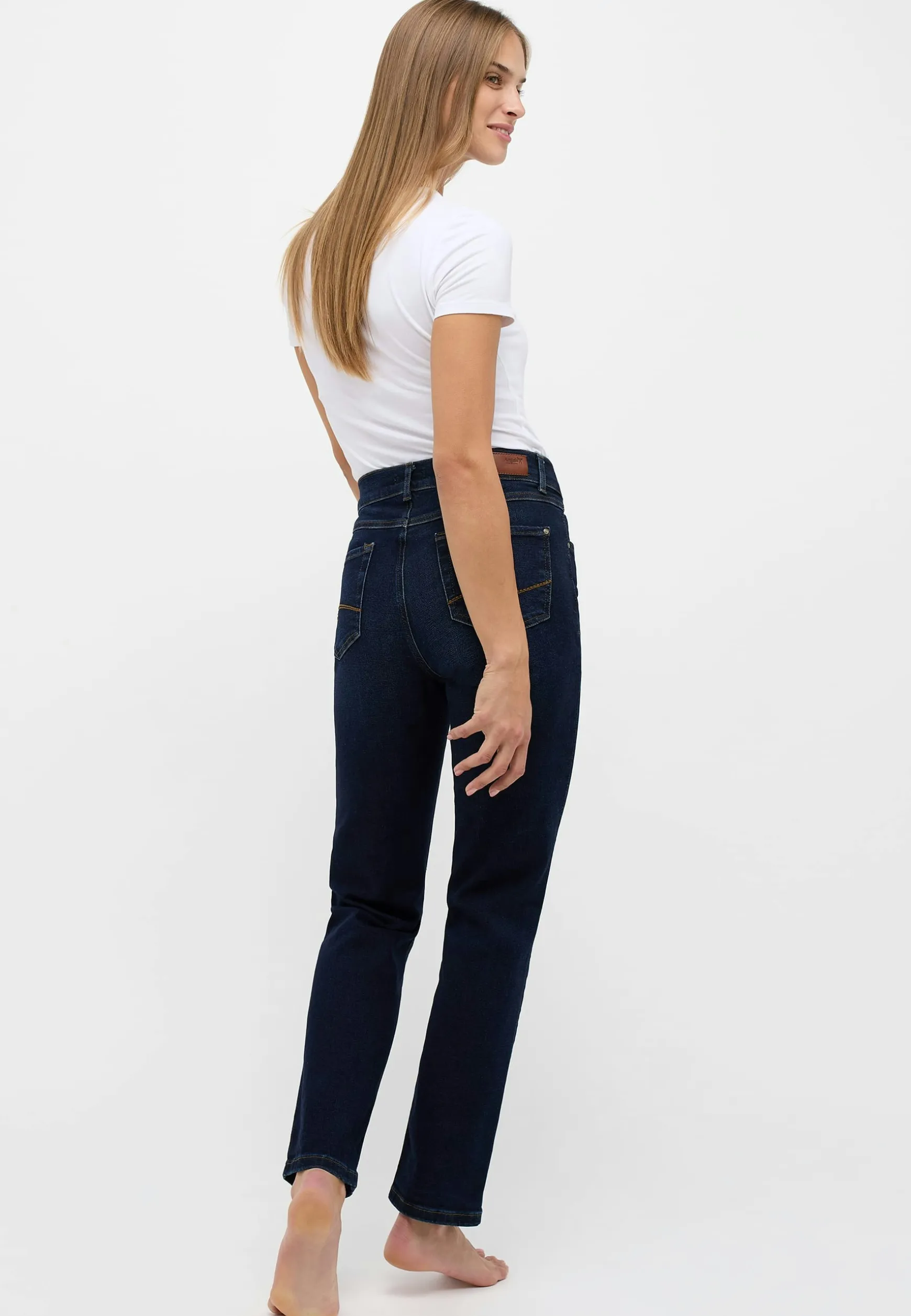 Jeans Cici mit Used-Waschung
