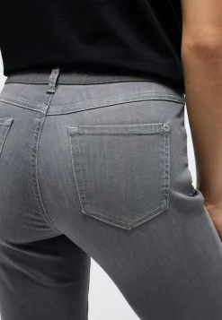 Jeans Cici Sporty mit Stretch-Bund