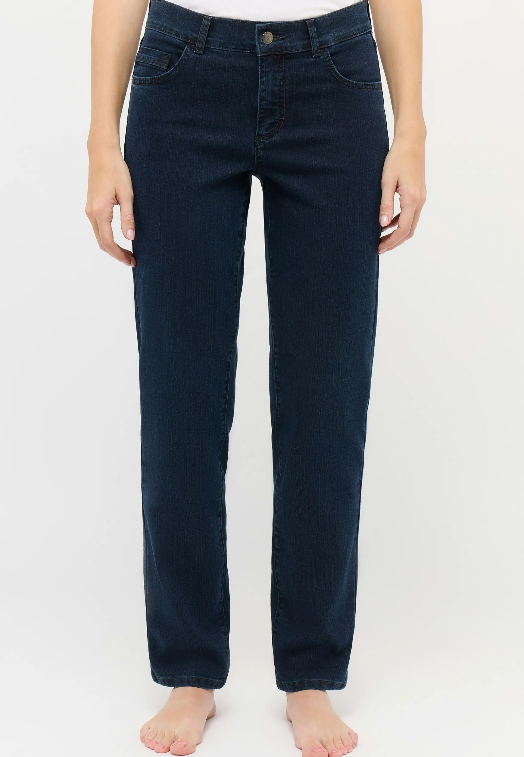 Jeans Dolly mit cleanem Denim