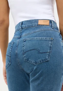 Jeans Dolly mit sportivem Denim