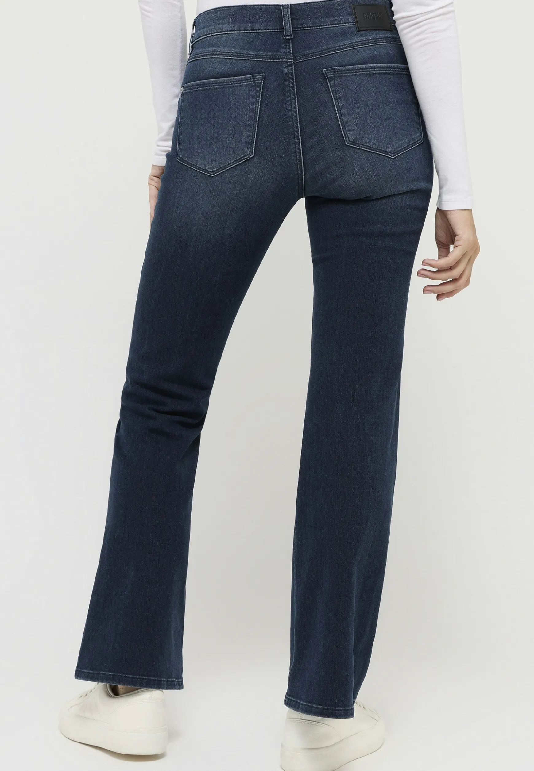 Jeans Leni Flared mit weitem Bootcut