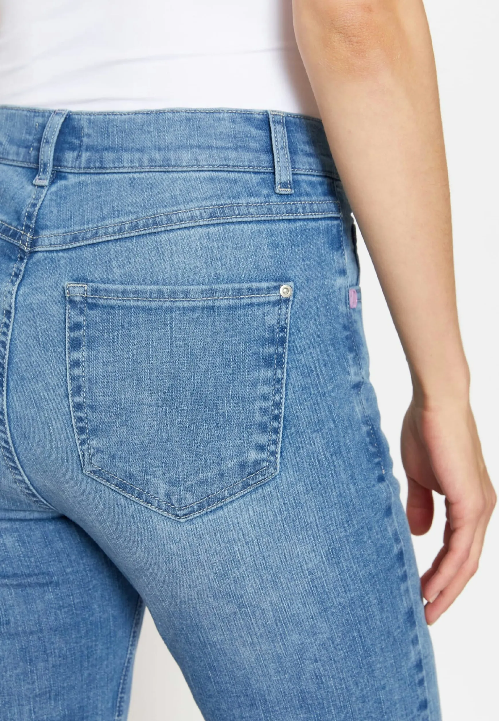 Jeans Leni Slit Fringe mit Saum-Schlitz