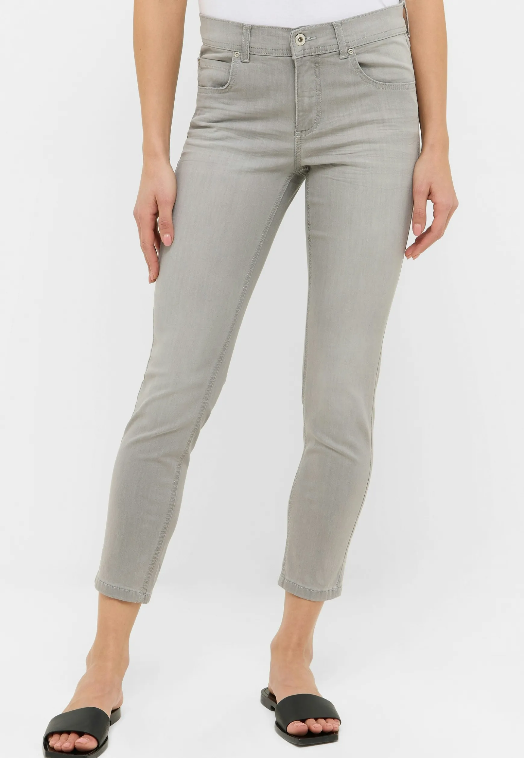 Jeans Ornella mit Used-Waschung