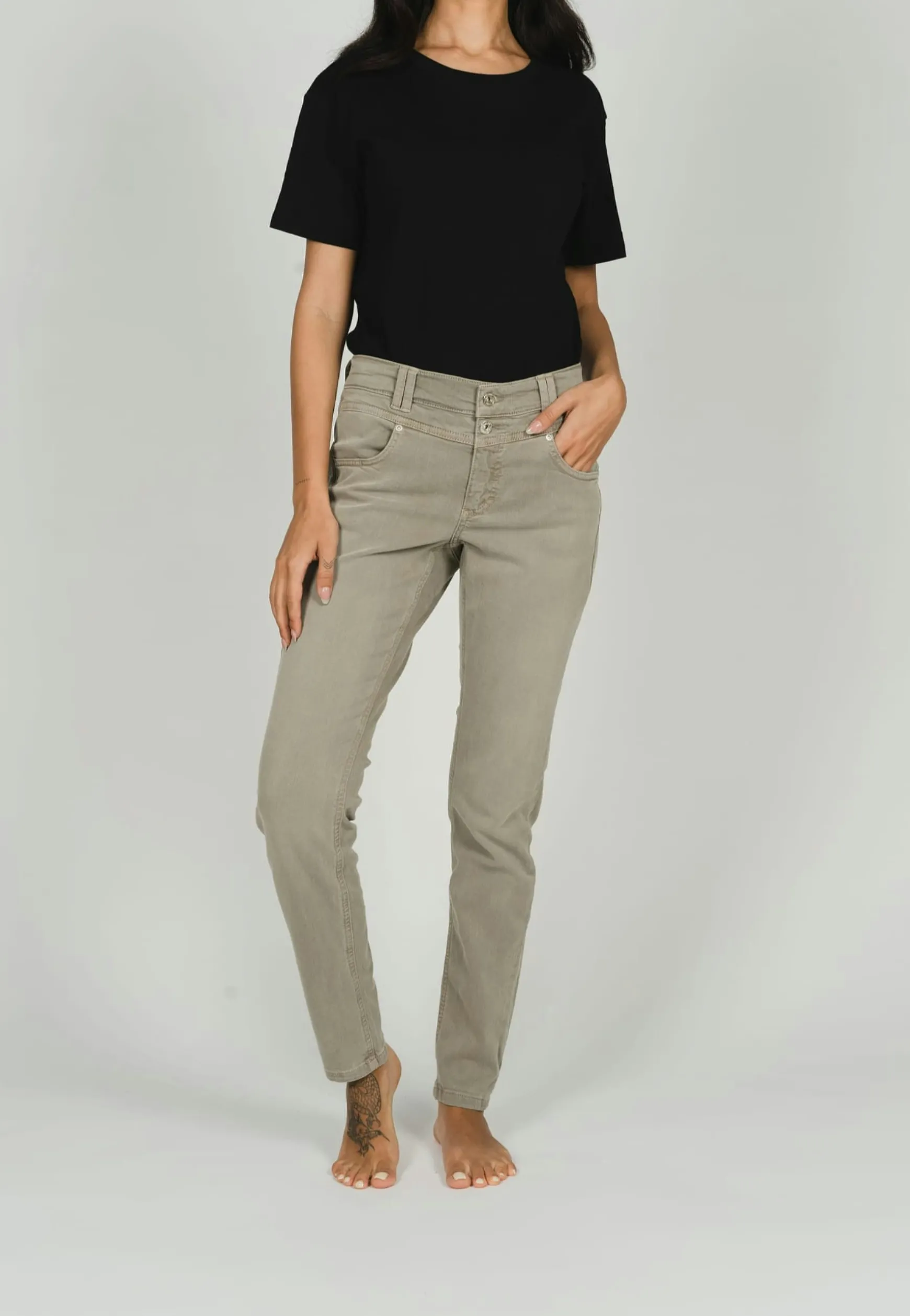 Jeans Skinny Button mit Coloured Denim