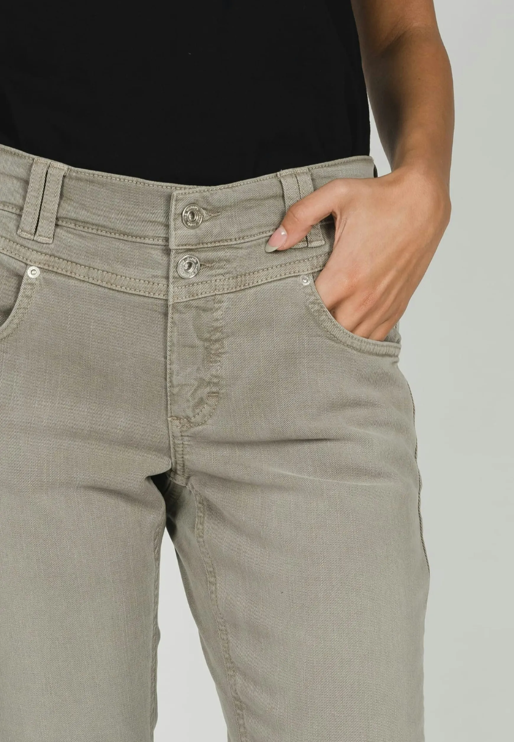Jeans Skinny Button mit Coloured Denim