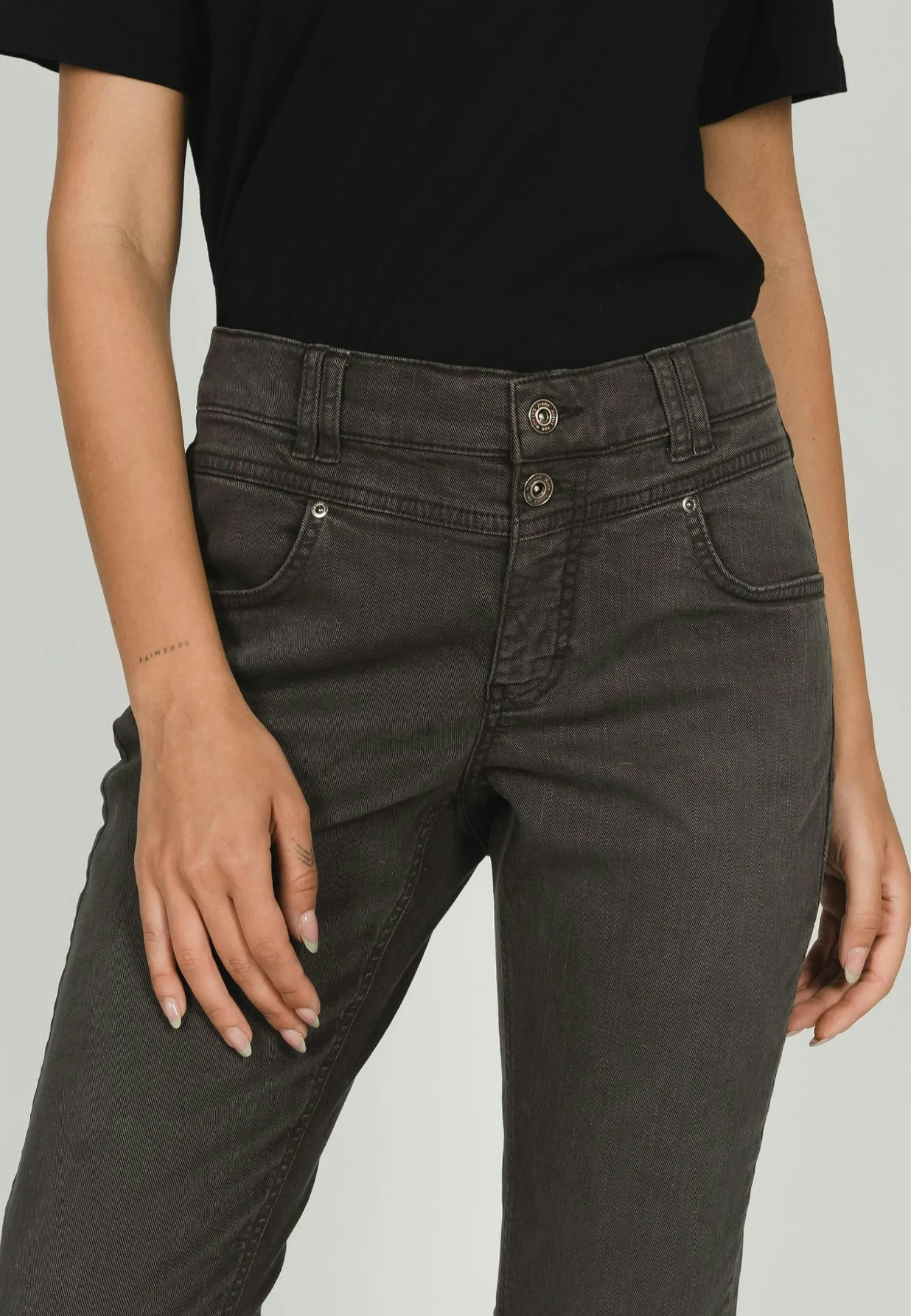 Jeans Skinny Button mit Coloured Denim