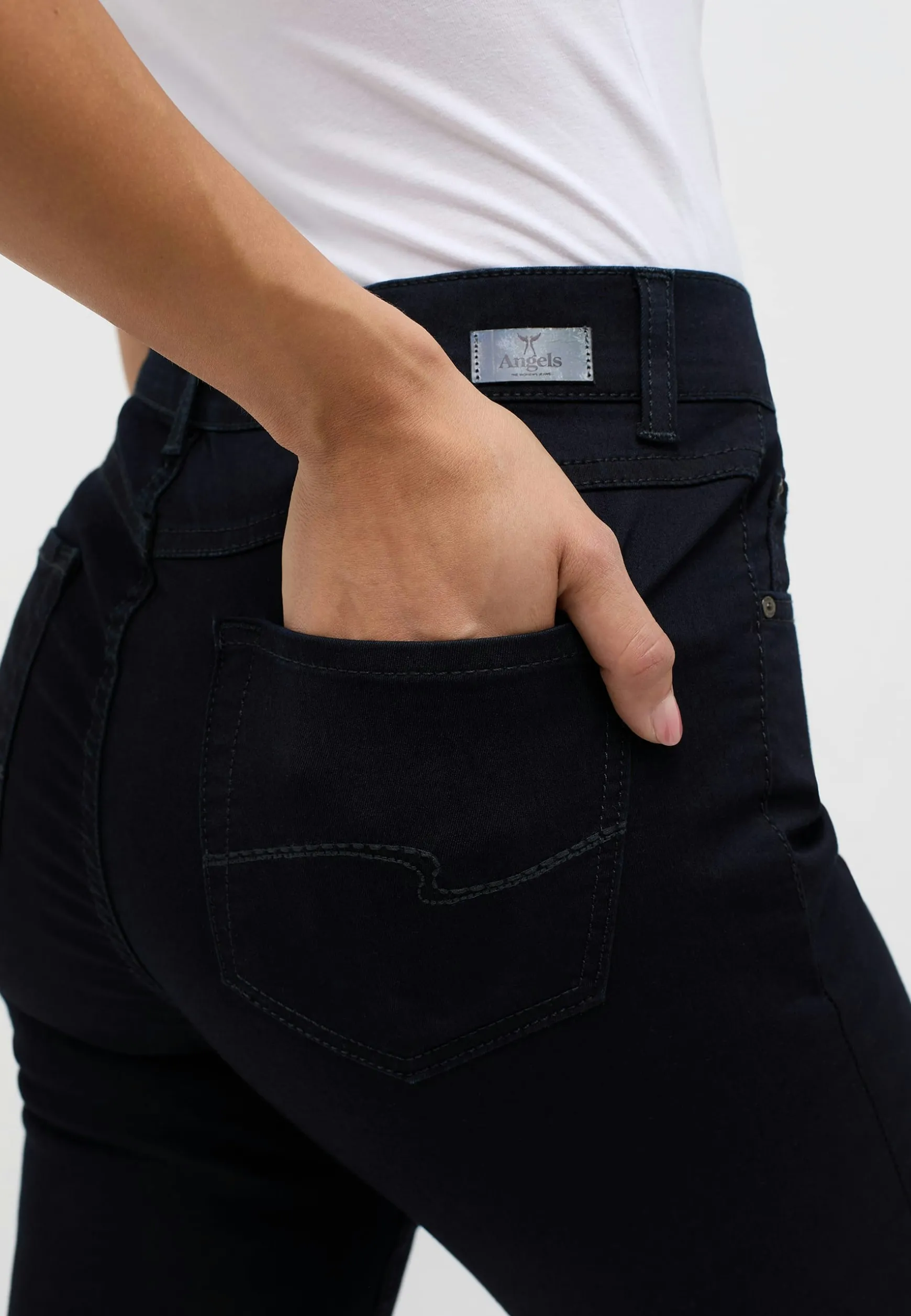 Jeans Skinny mit cleanem Super Stretch Denim