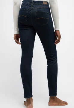 Jeans Skinny mit sportivem Denim