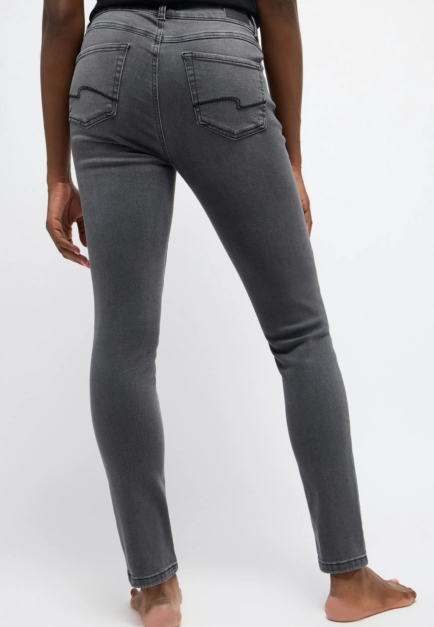 Jeans Skinny mit Used-Waschung