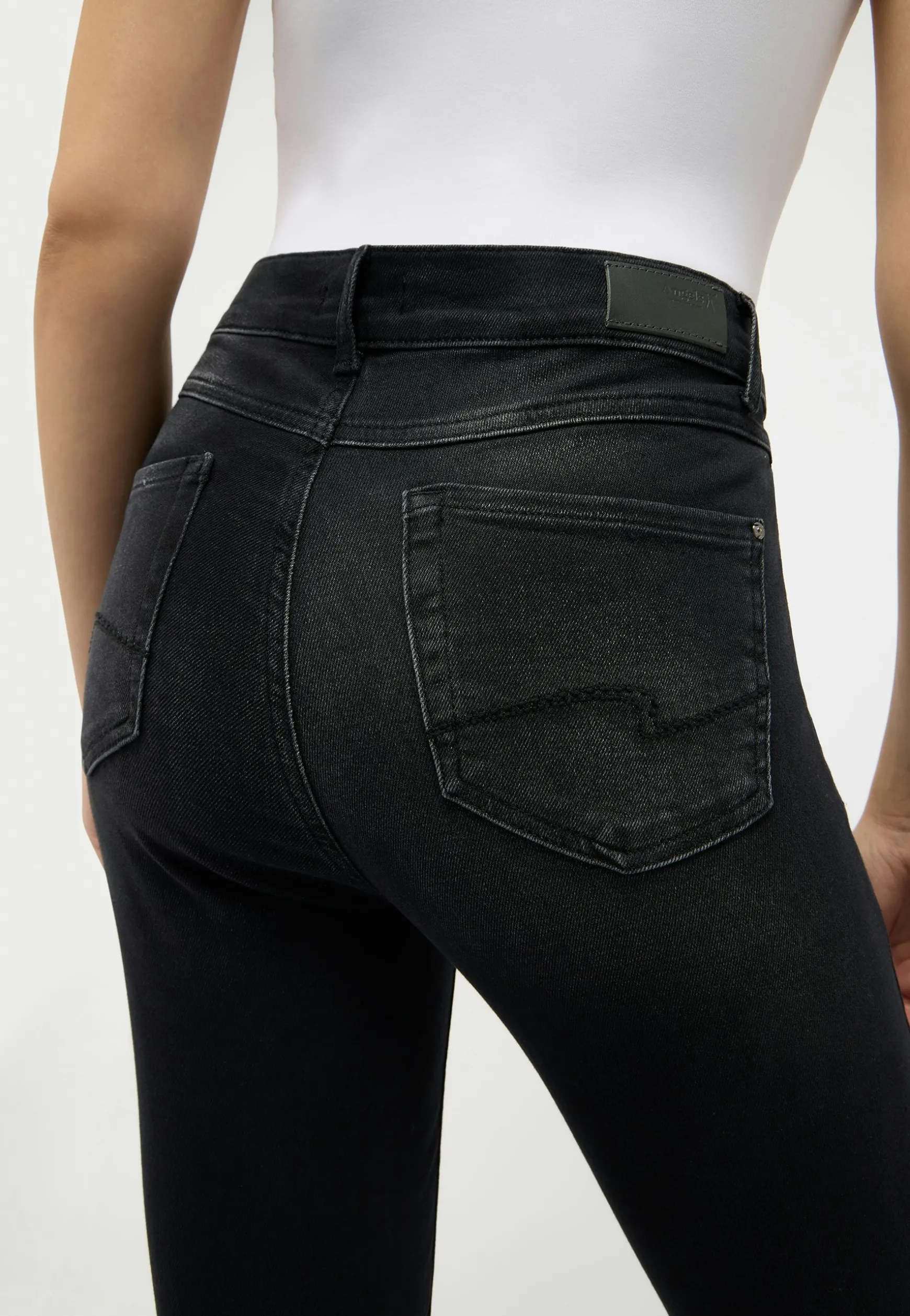 Jeans Skinny mit Used-Waschung