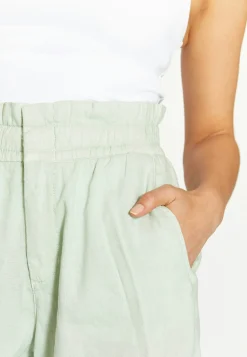 Shorts Mia mit gerafftem Bund