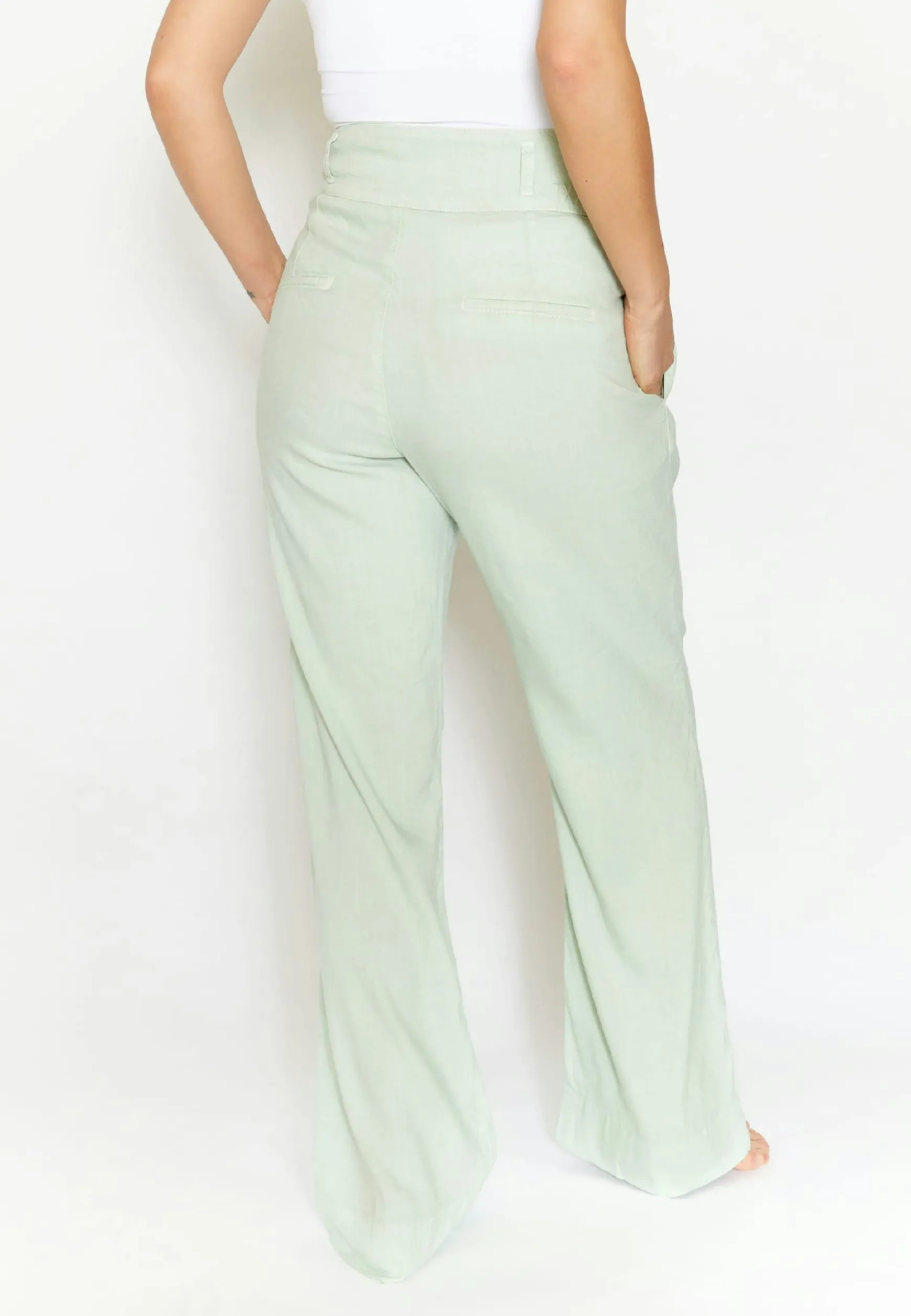 Stoffhose Tessa mit weitem Bein