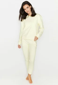 Sweater in unifarbenem Pastell