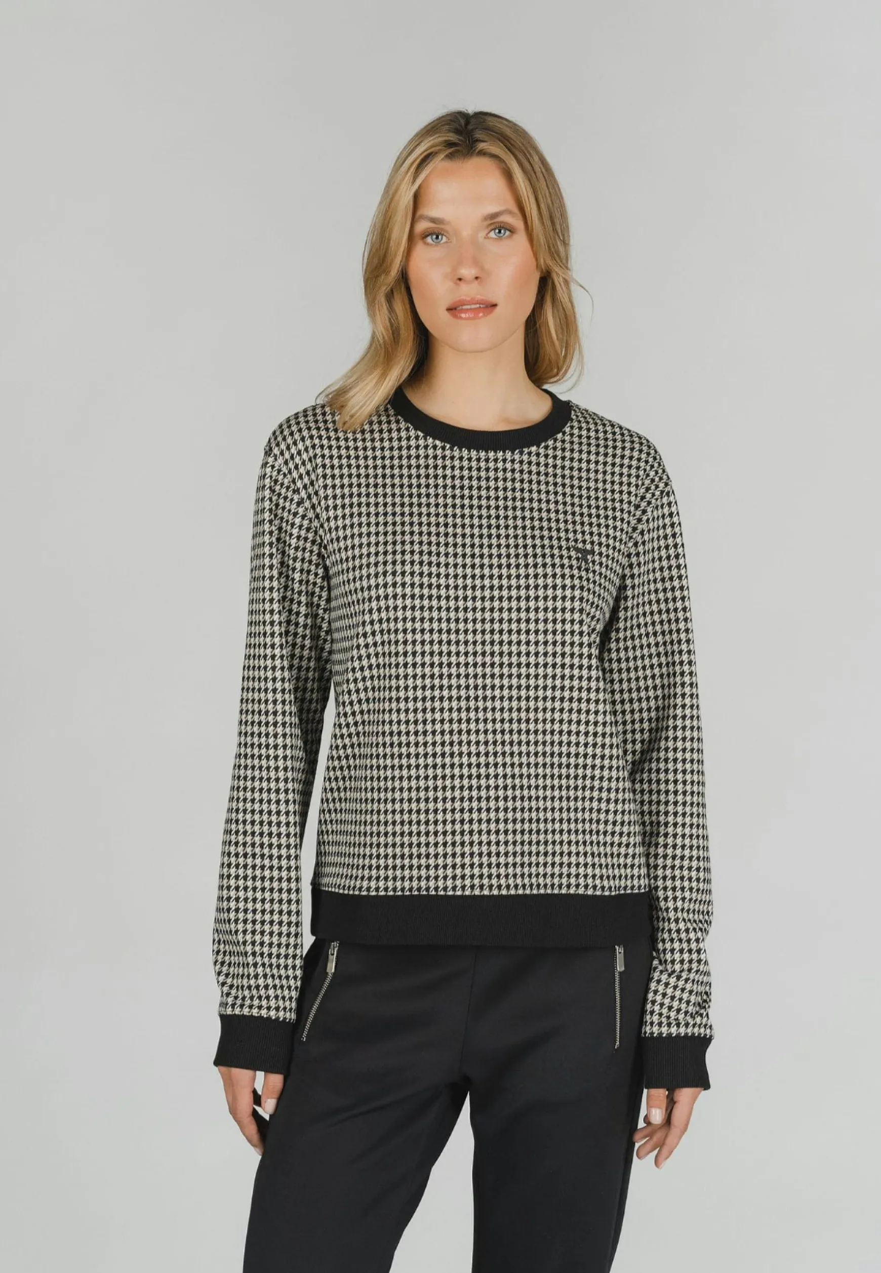 Sweater mit modischem Muster