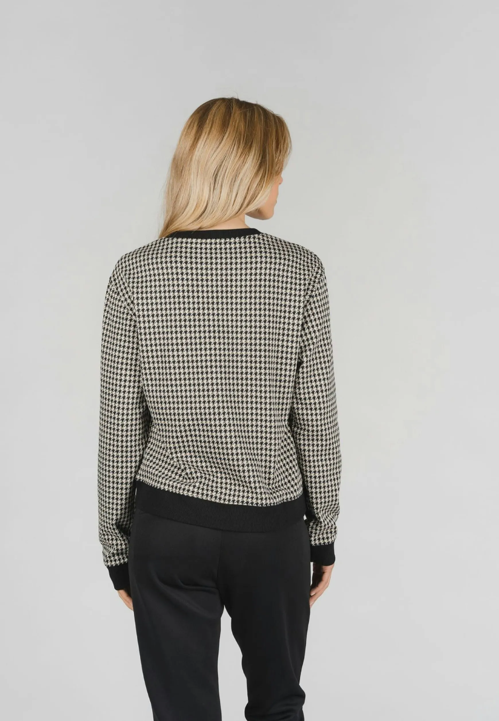 Sweater mit modischem Muster