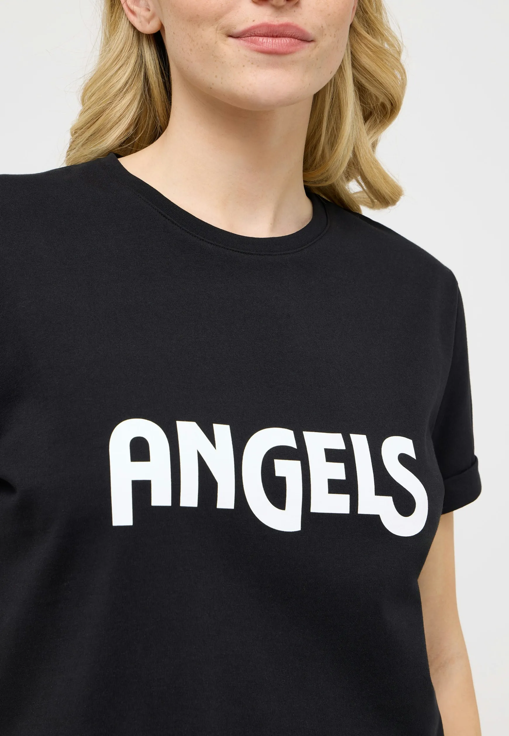 T-Shirt Angels Logo Print